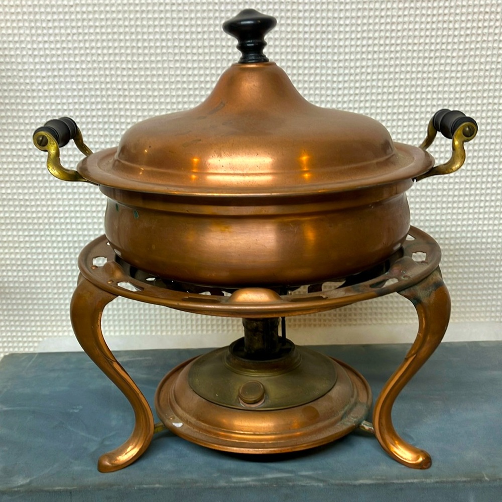 Copper chafing buffet warmer/dish with lid